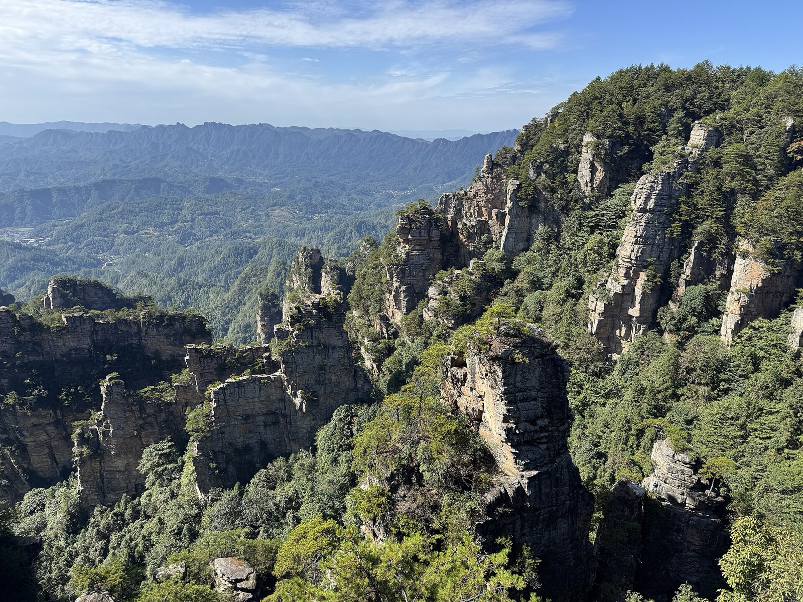 Quarzsandstein-Säulen in Yuanjiajie